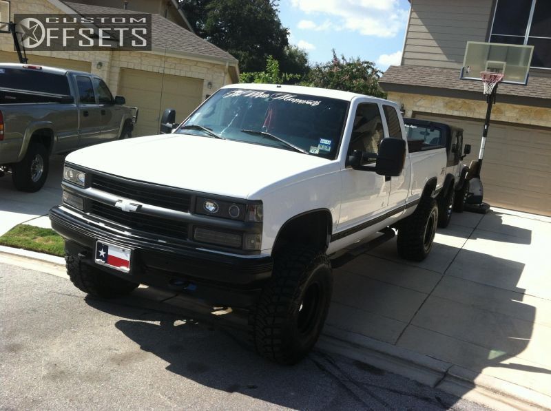 http://i1011.photobucket.com/albums/af239/cjconlon692/289-3-1998-c-k-1500-series-chevrolet-k1500-silverado-2dr-extended-cab-4wd-sb-suspension-lift-4-ealge-alloy-polished-aggressi_zps161de60a.jpg