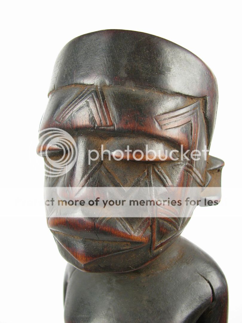 GGoAA Fine African Art   Tanzania Makonde Figure T  